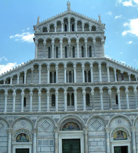 facciata del duomo di pisa